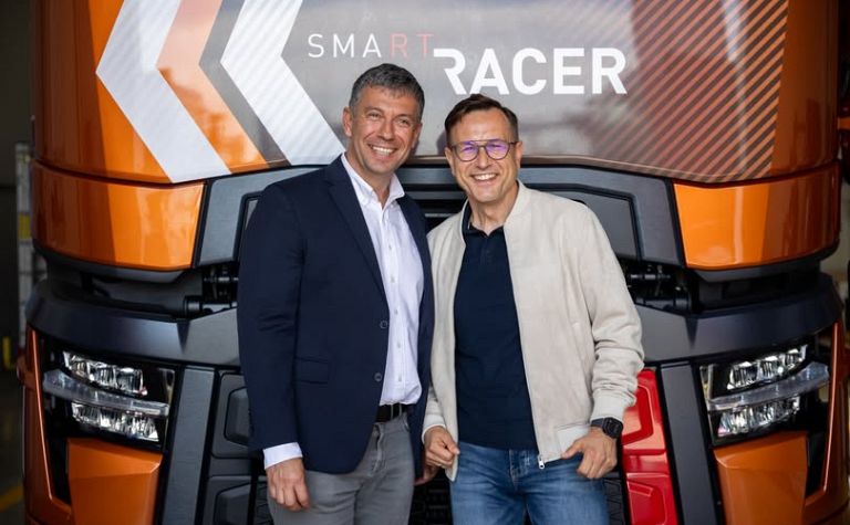 Prezes Alegre Logistic na premierze Renault EVO2025